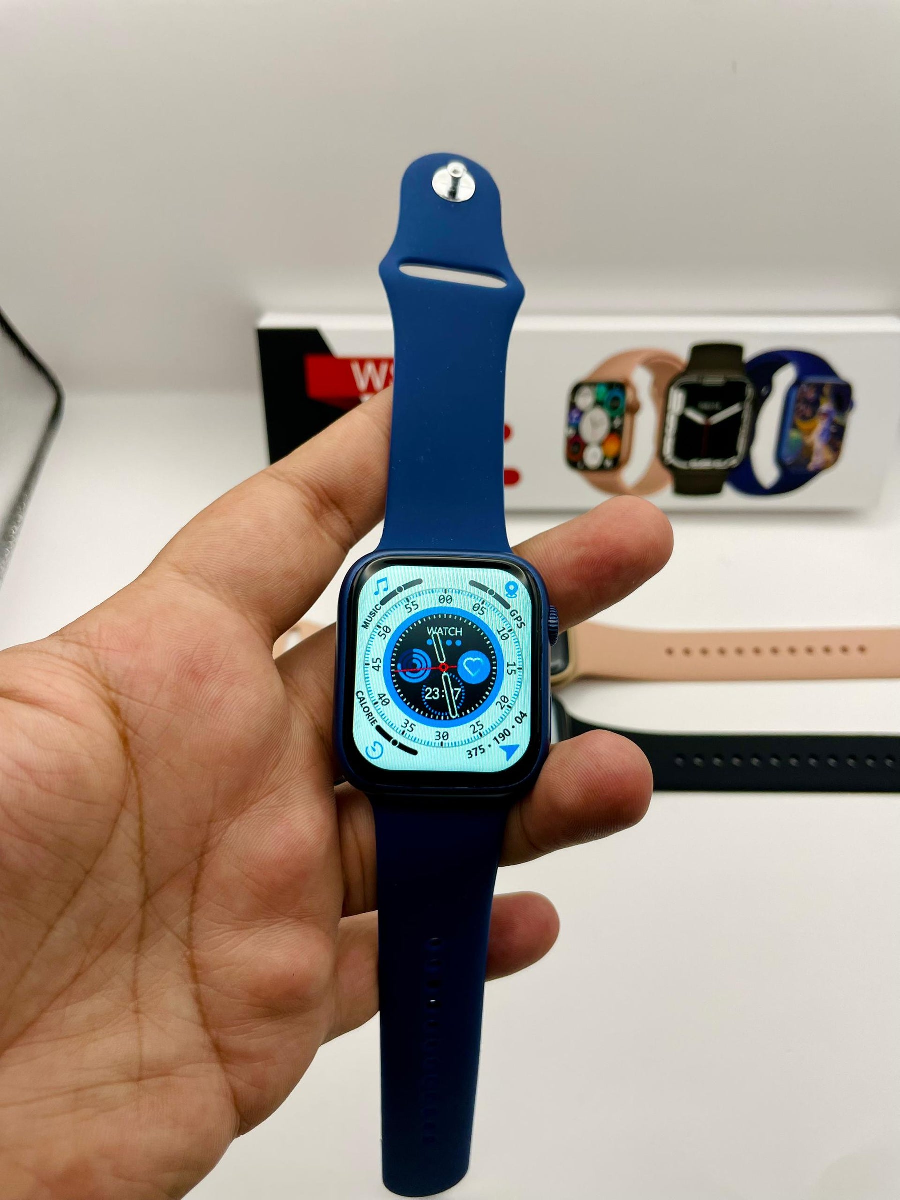 WS57 Infinite Display Watch