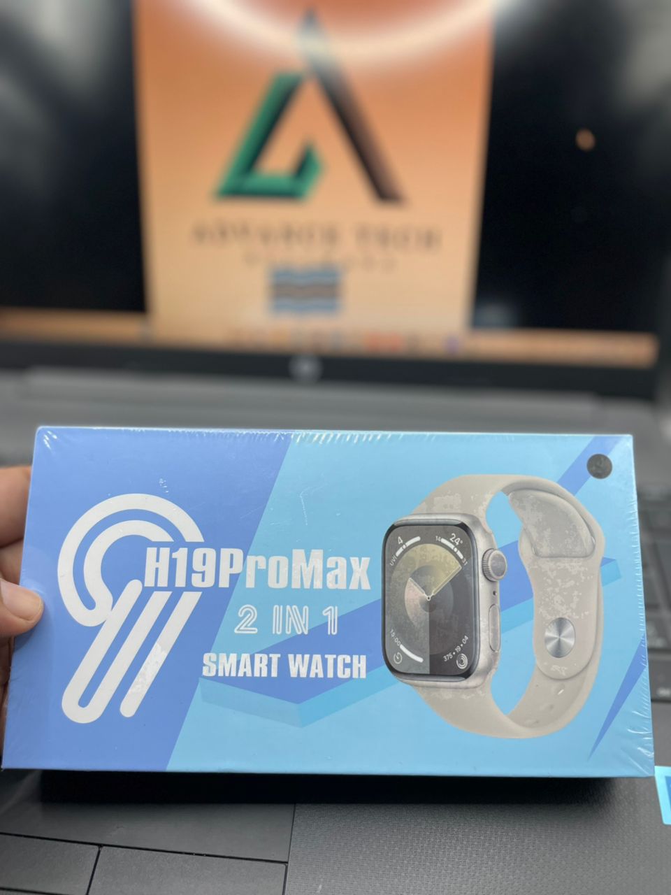 H19 Pro Max 2 in 1 Smart Watch